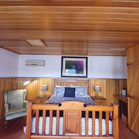 Art Hotel On York Launceston Bagian luar foto