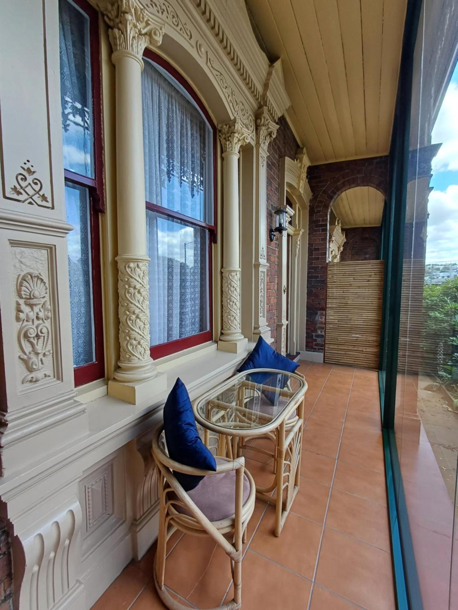 Art Hotel On York Launceston Bagian luar foto