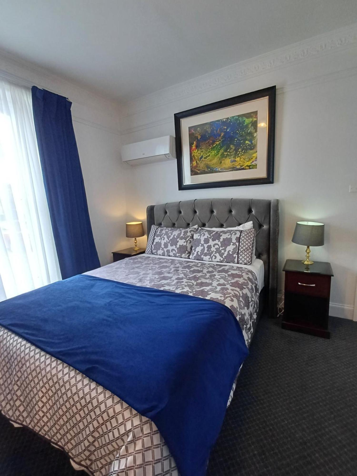 Art Hotel On York Launceston Bagian luar foto