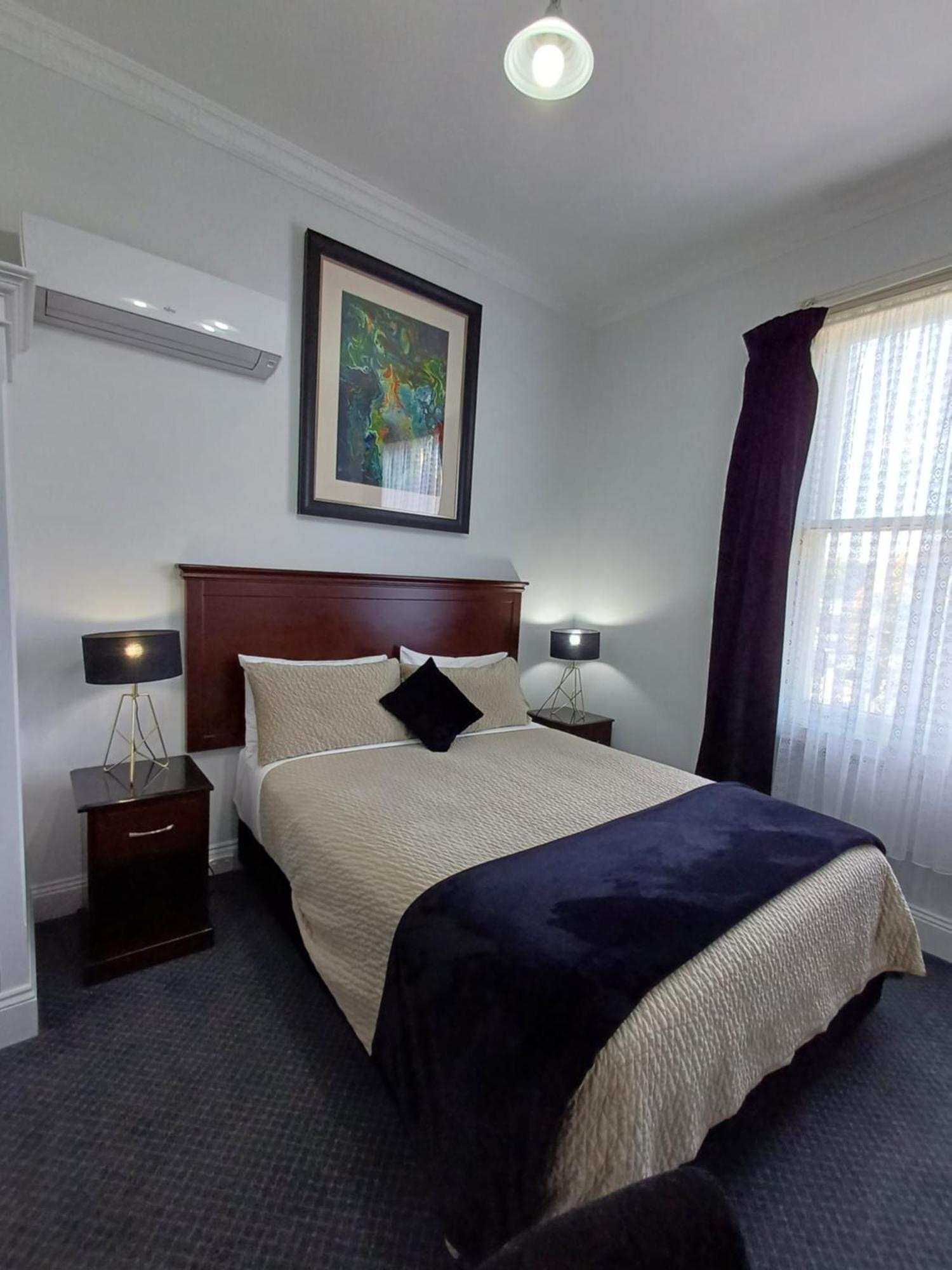 Art Hotel On York Launceston Bagian luar foto