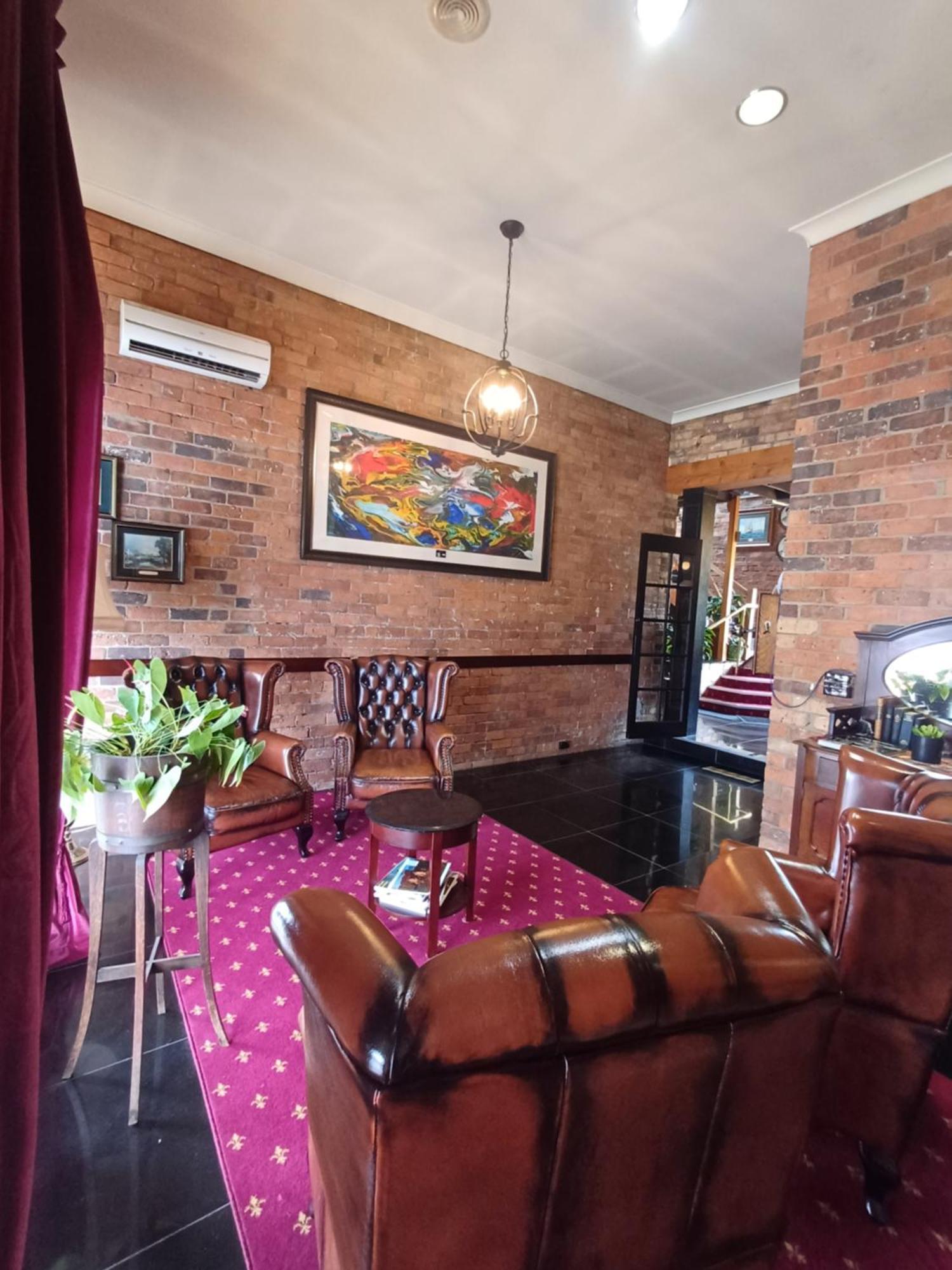 Art Hotel On York Launceston Bagian luar foto