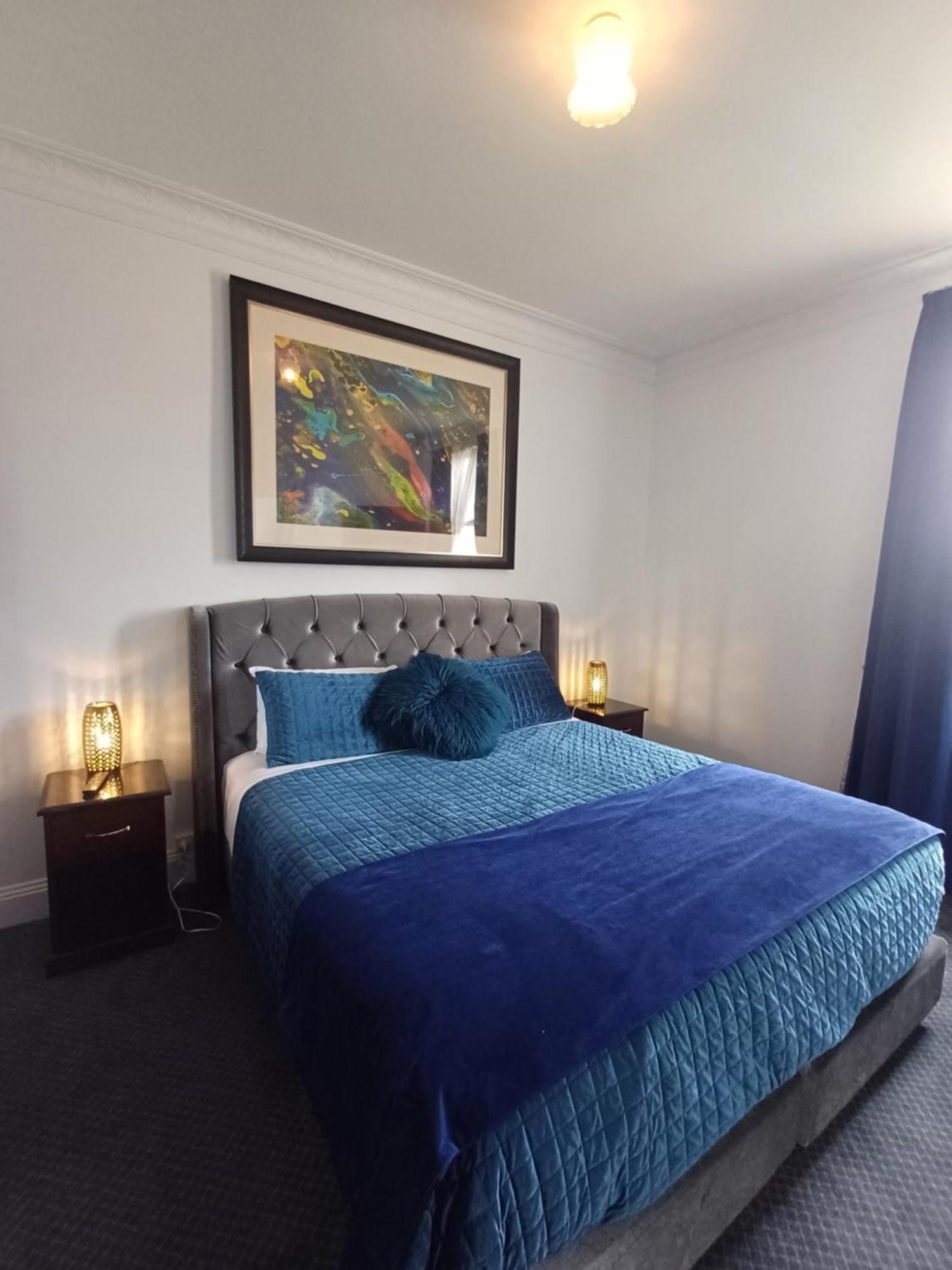 Art Hotel On York Launceston Bagian luar foto