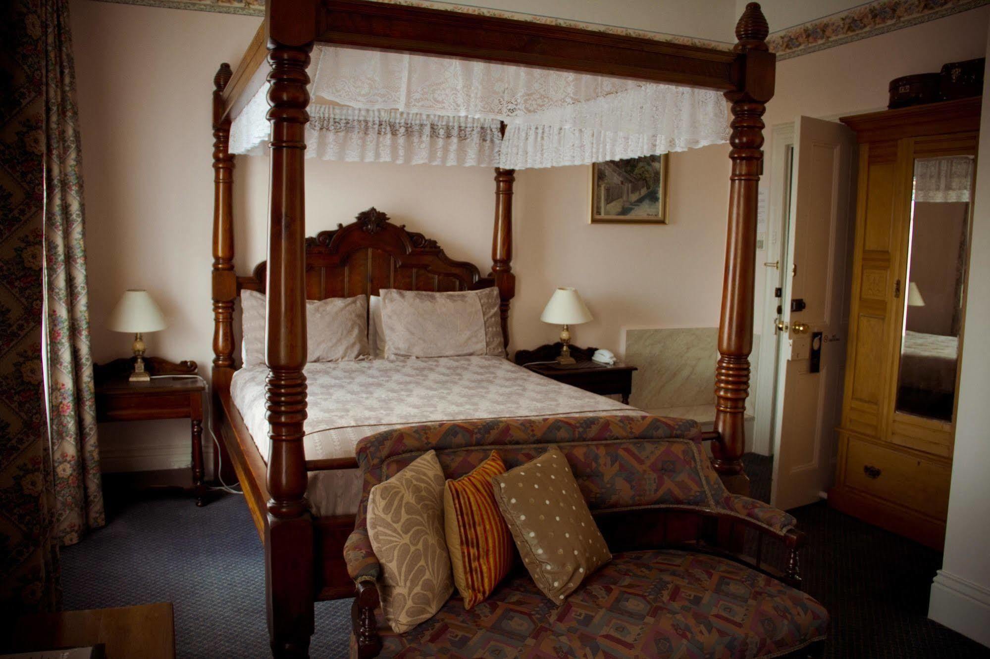 Art Hotel On York Launceston Bagian luar foto