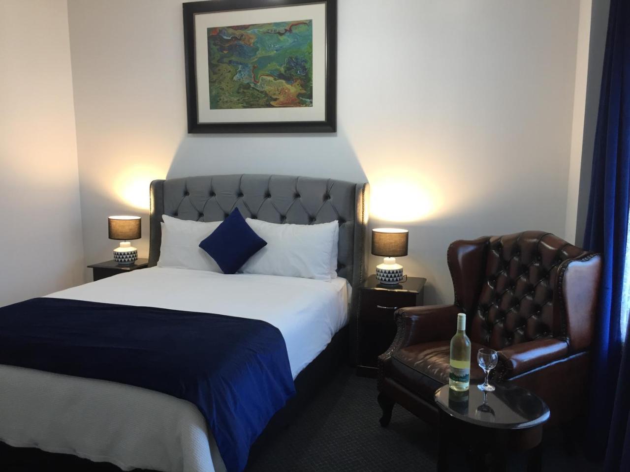 Art Hotel On York Launceston Bagian luar foto